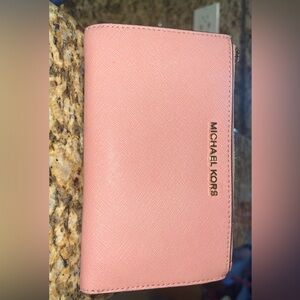 Michael Kors Blush Pink Wallet